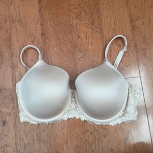 Talbots Nude/Tan Full Coverage T-Shirt Lacey Bra Size 40DDD